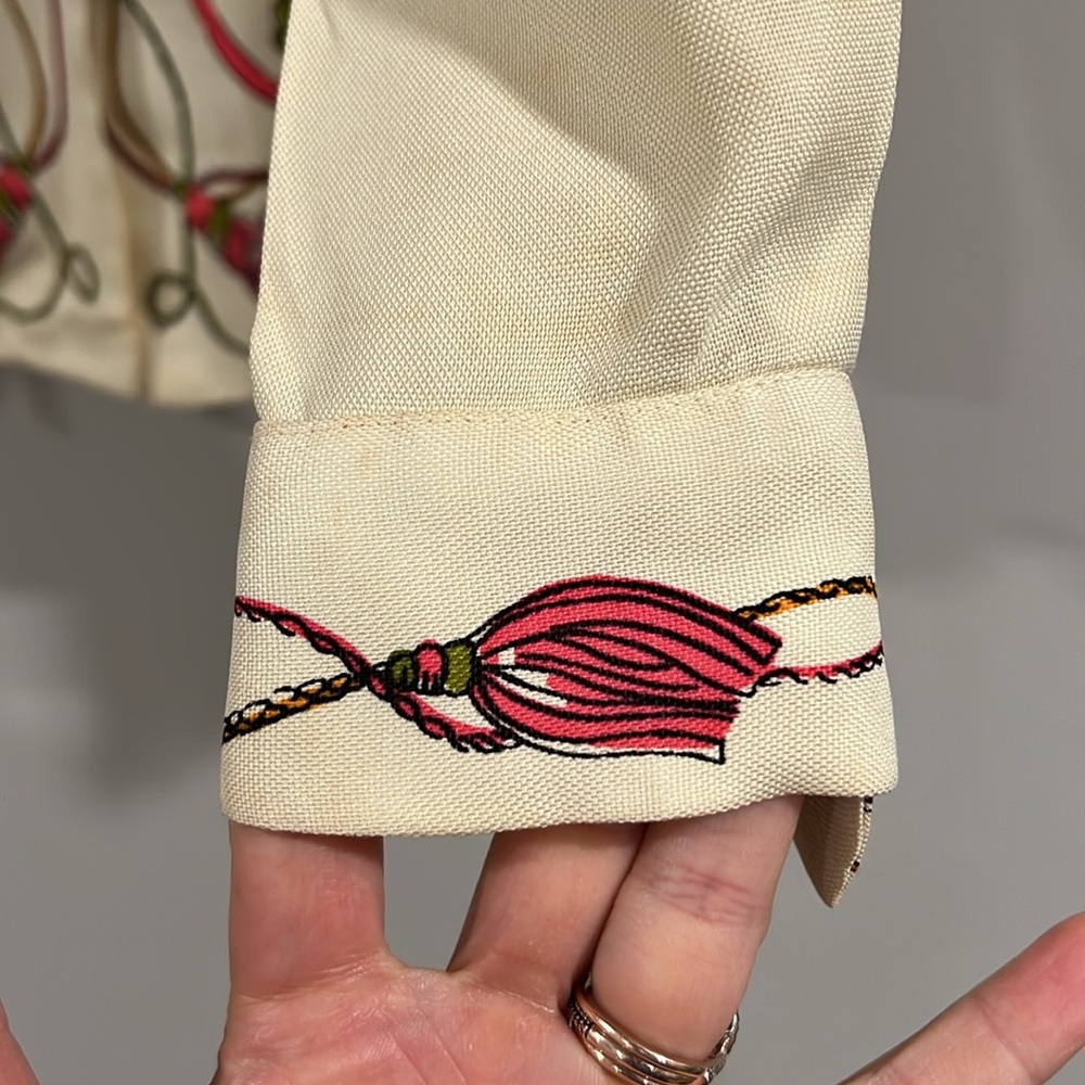 Vintage Blouse - 9/10, union made, keys, ribbon, rope - Picture 6 of 15